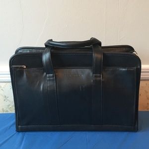 Kenneth Cole Men’s Briefcase (Black)